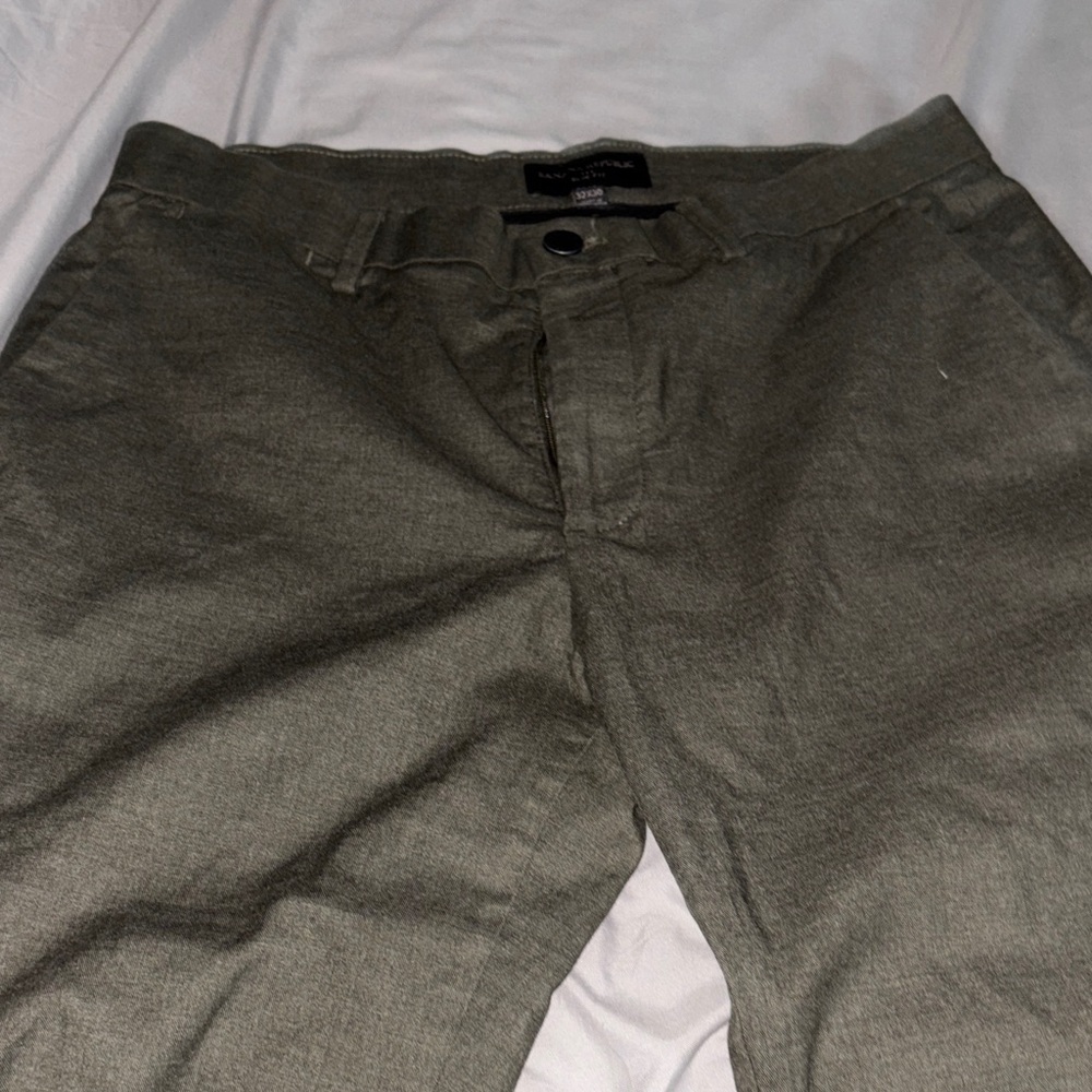 Banana Republic Olive Flat-Front Men's pants